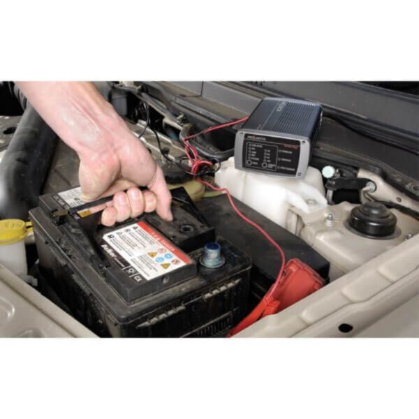 "Projecta Intelli-Charge IC1000 12V 10Amp 7 Stage Automatic Battery Charger - Recharge & Maintain Your Battery!"